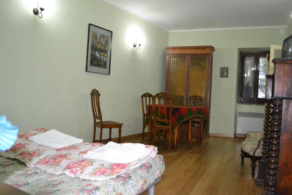 Bed And Breakfast Via Della Piazza เปสกัสเซโรลี ห้อง รูปภาพ