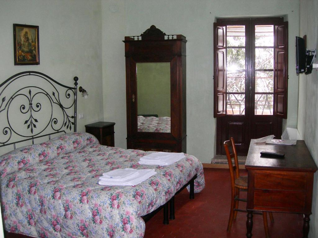 Bed And Breakfast Via Della Piazza เปสกัสเซโรลี ห้อง รูปภาพ