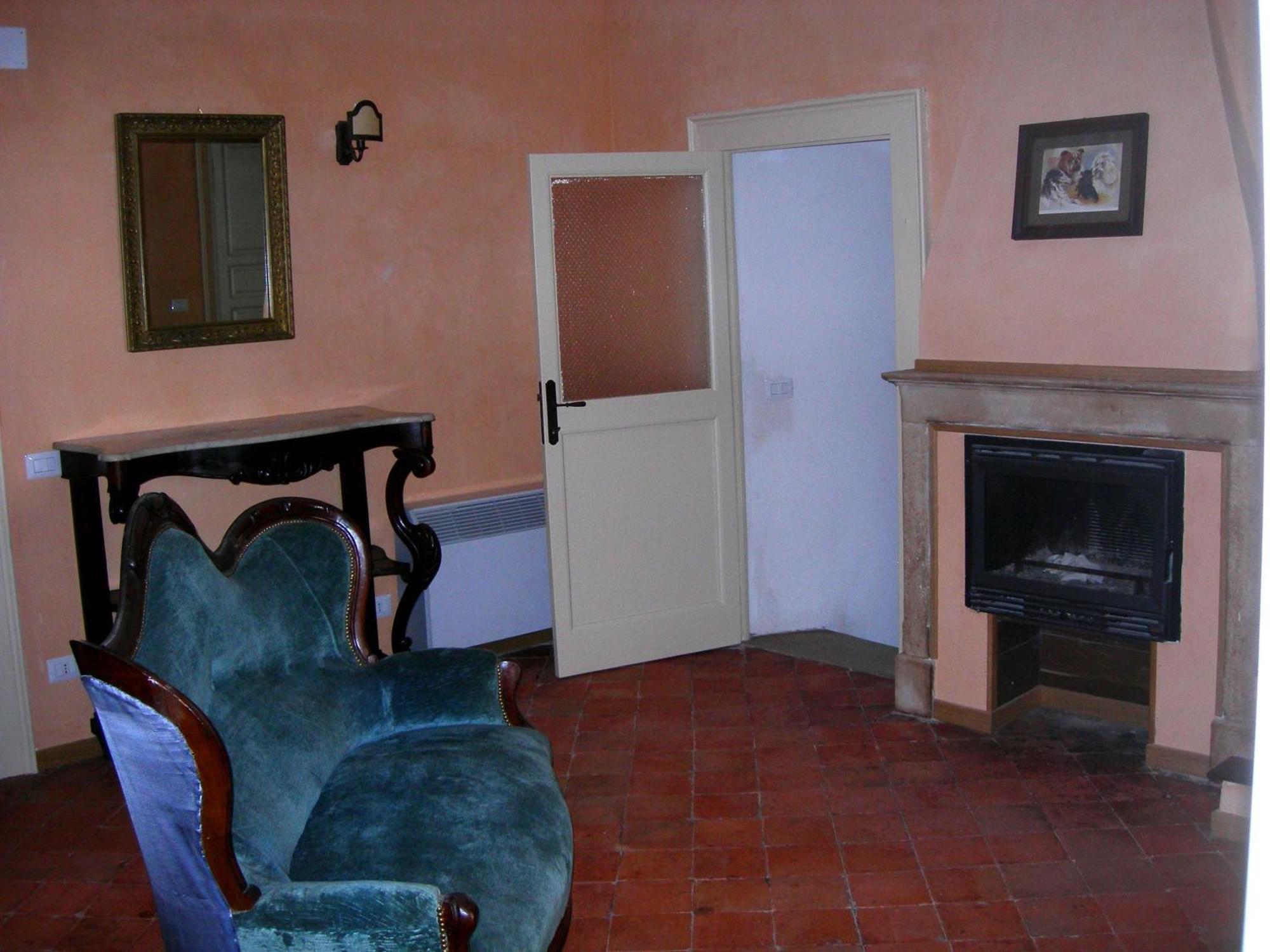 Bed And Breakfast Via Della Piazza เปสกัสเซโรลี ภายนอก รูปภาพ